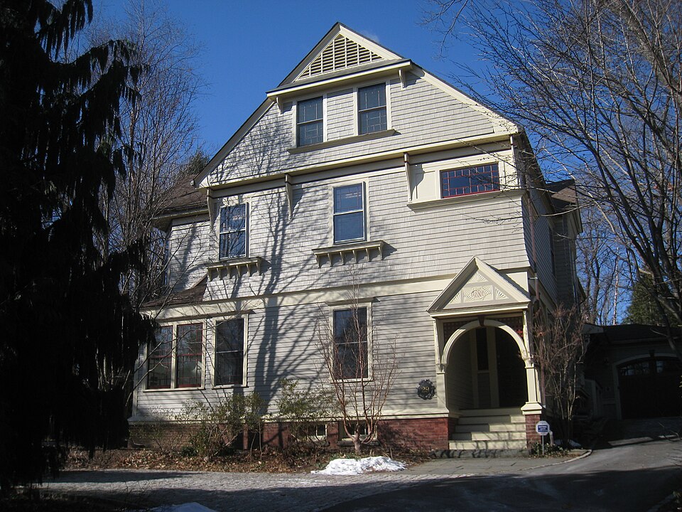 Photograph of Col. Thomas Wentworth Higginson House
