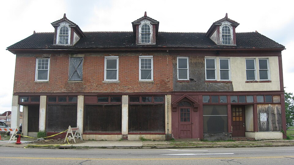 Photograph of Landmark Tavern