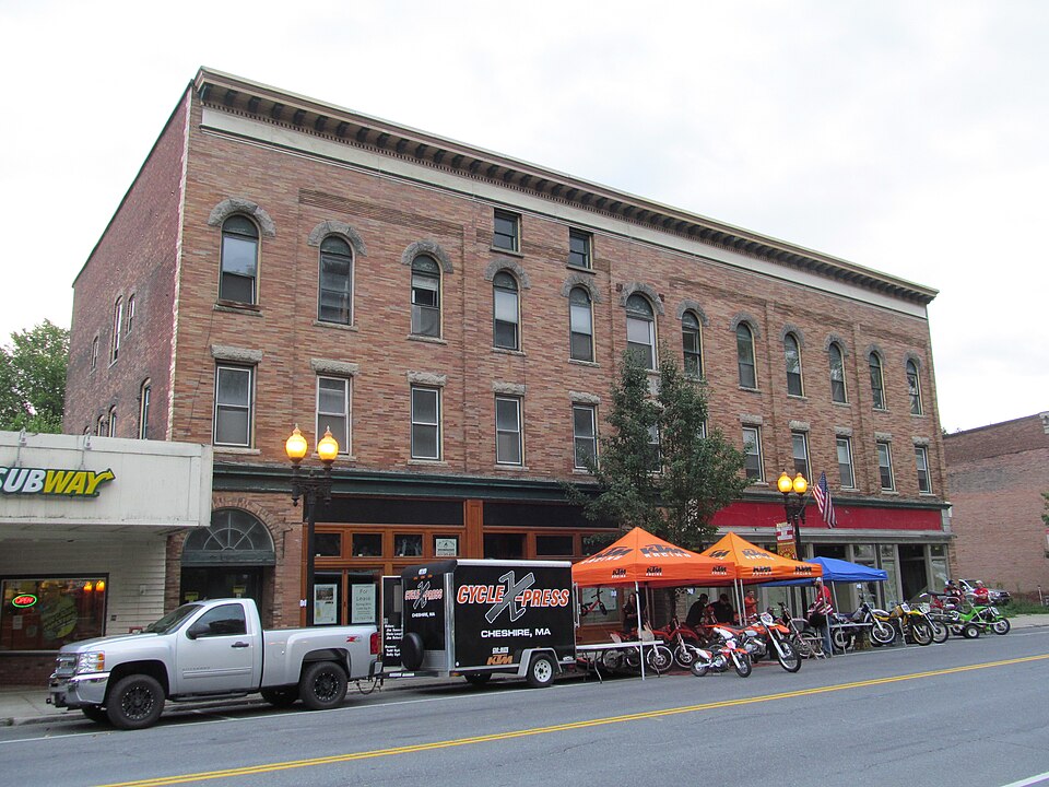 Photograph of Mausert Block