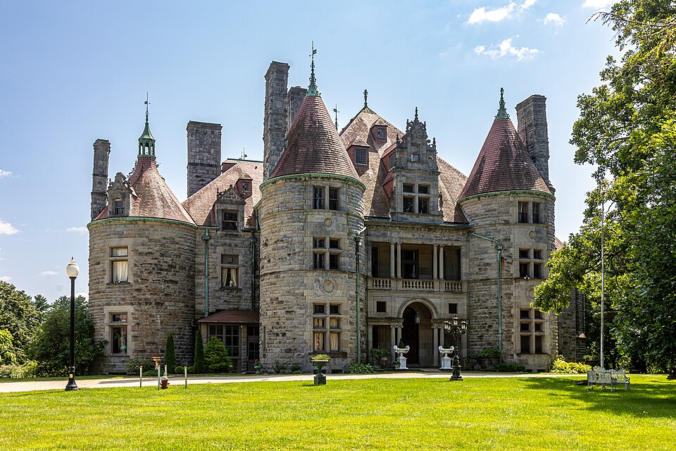 Photograph of Searles Castle