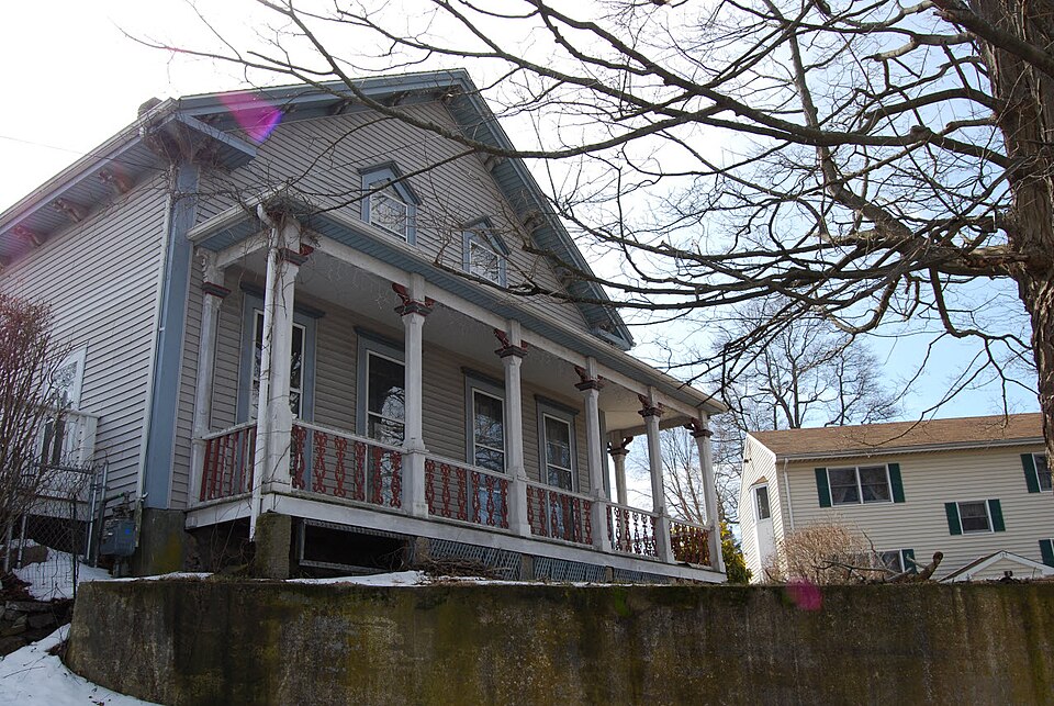 Photograph of Hathaway Brightman House