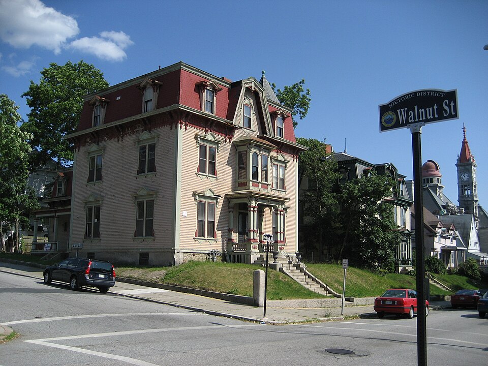 Photograph of Highlands Historic District