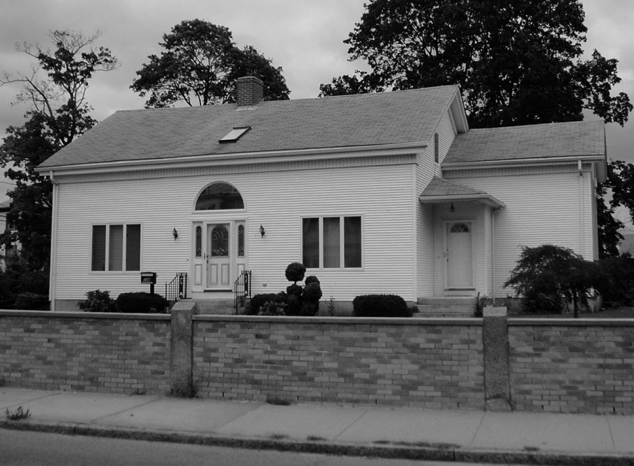 Photograph of House at 108-112 Quarry Street