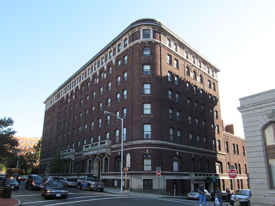 Photograph of Apremont Triangle Historic District