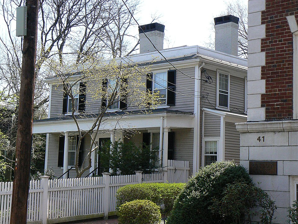 Photograph of Elizabeth Frost Tenanthouse