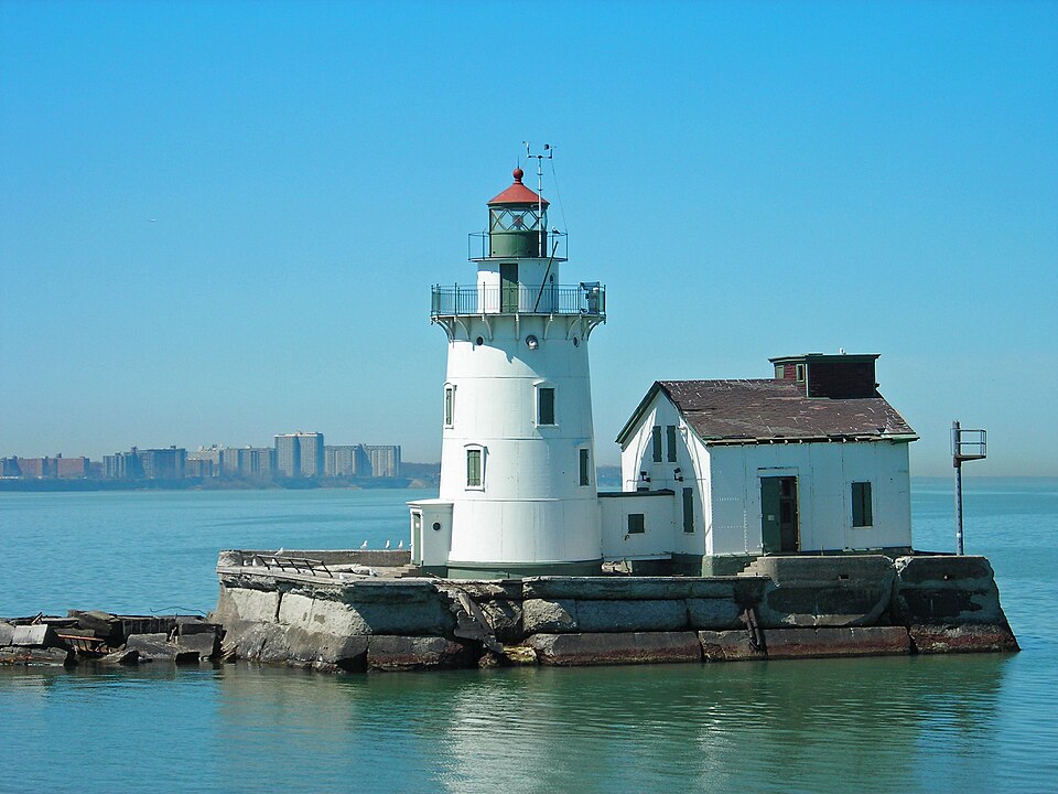 Photograph of Cleveland West Pierhead Light