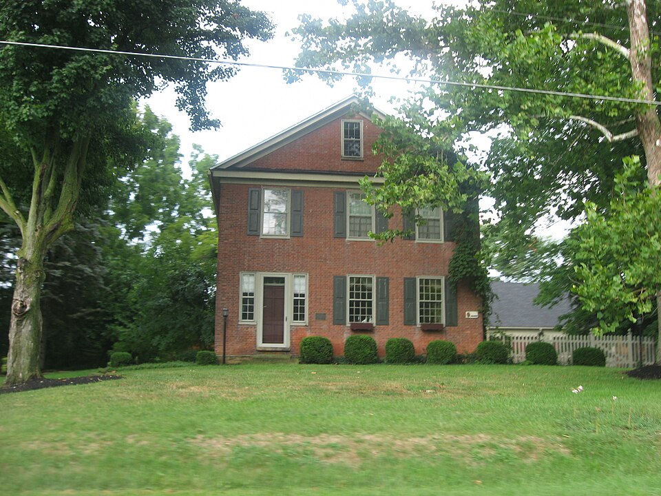 Photograph of Center Inn