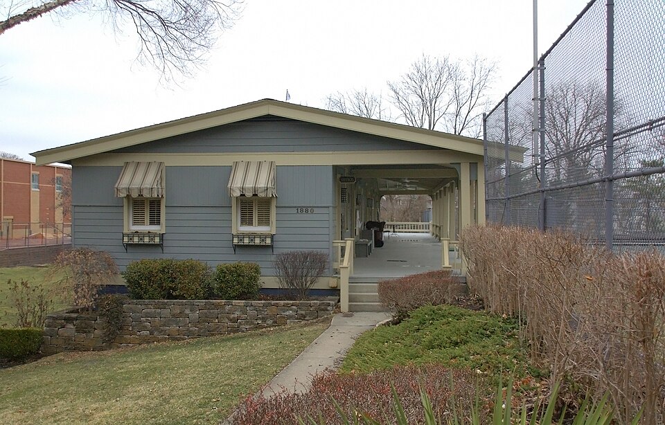 Photograph of Cincinnati Tennis Club