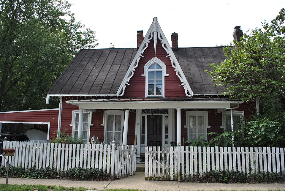 Photograph of Casterton House