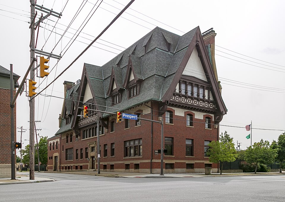 Photograph of Tavern Club