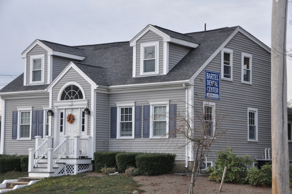 Photograph of Lloyd Dean House