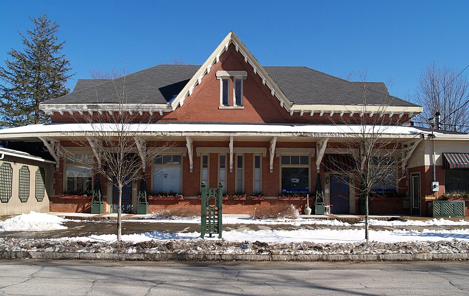 Photograph of Dean Street station