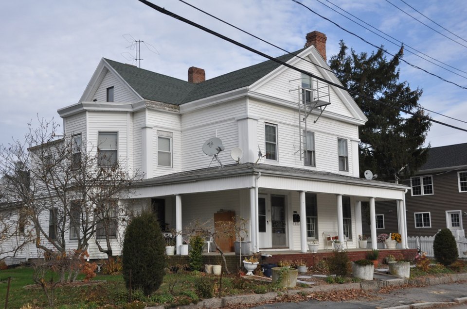 Photograph of Sylvanus N. Staples House
