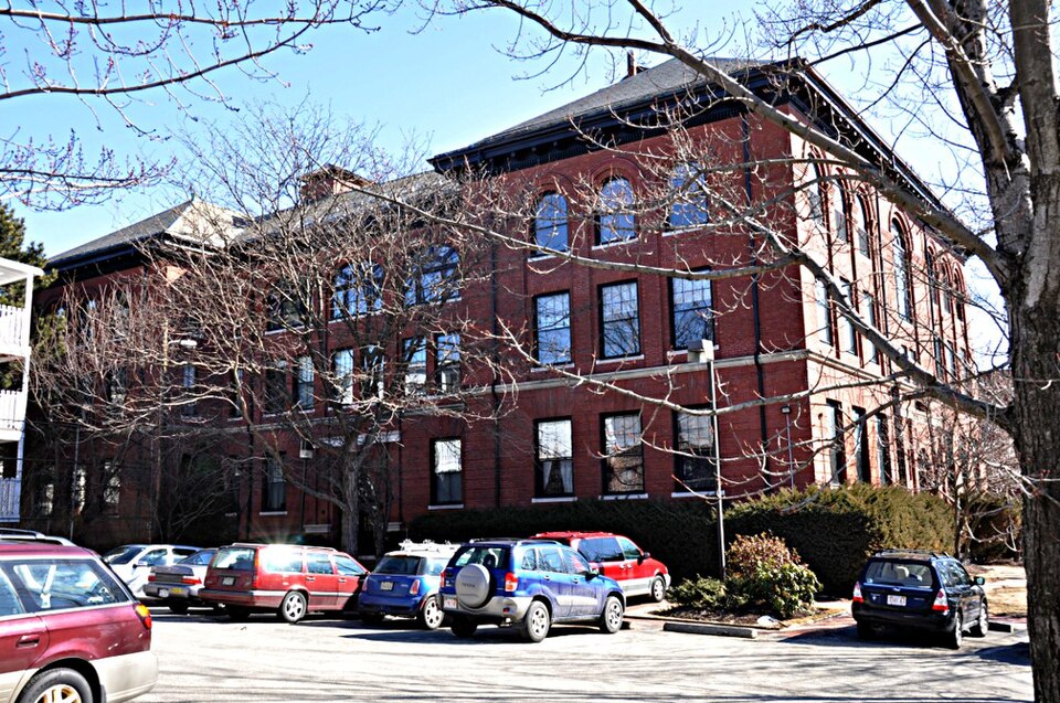 Photograph of Martin W. Carr School