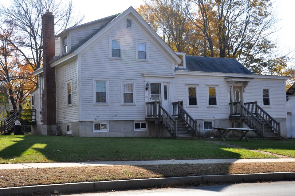 Photograph of Blake Daniels Cottage