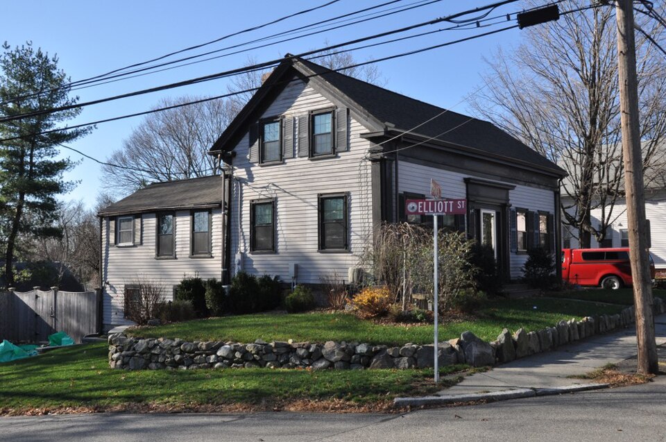 Photograph of Luther Elliott House