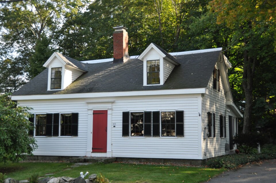 Photograph of House at 483 Summer Avenue