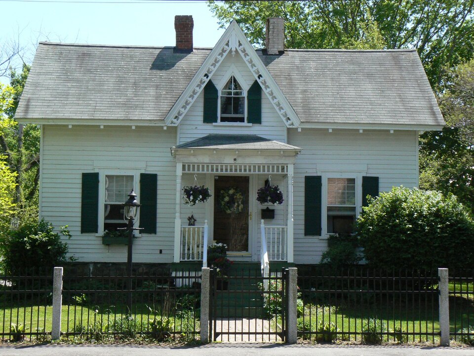 Photograph of House at 114 Marble Street