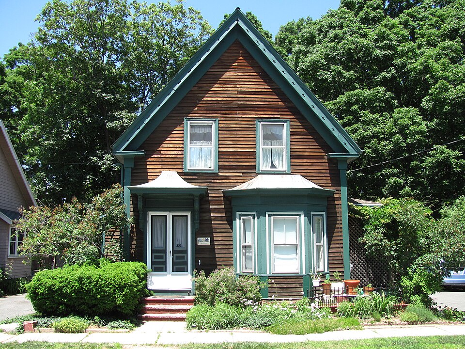 Photograph of House at 322 Haven Street