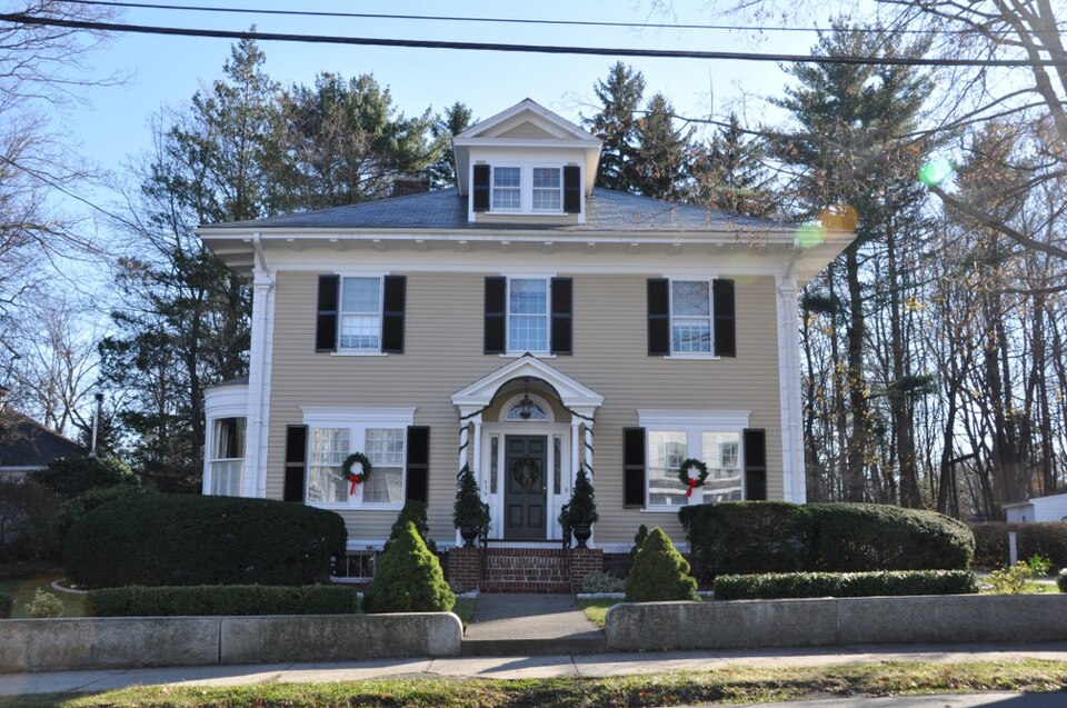 Photograph of Lewis House