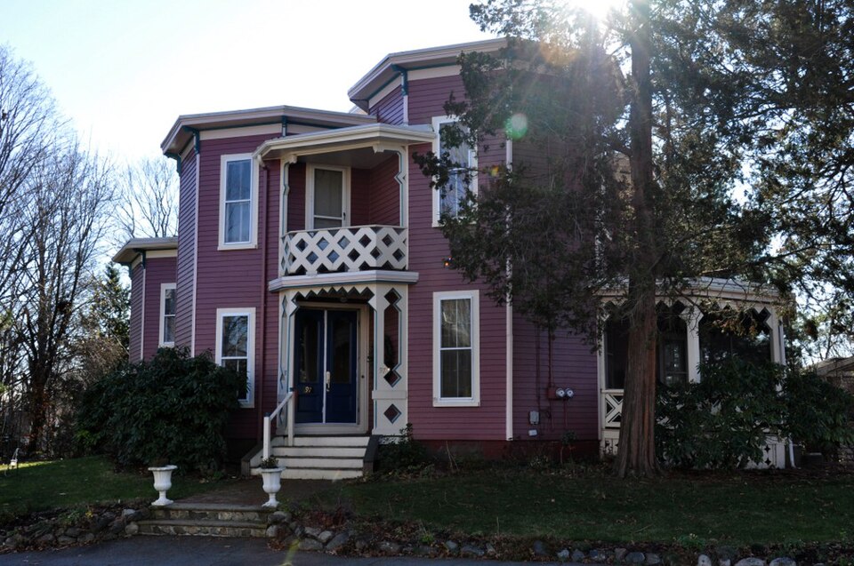 Photograph of Octagon House