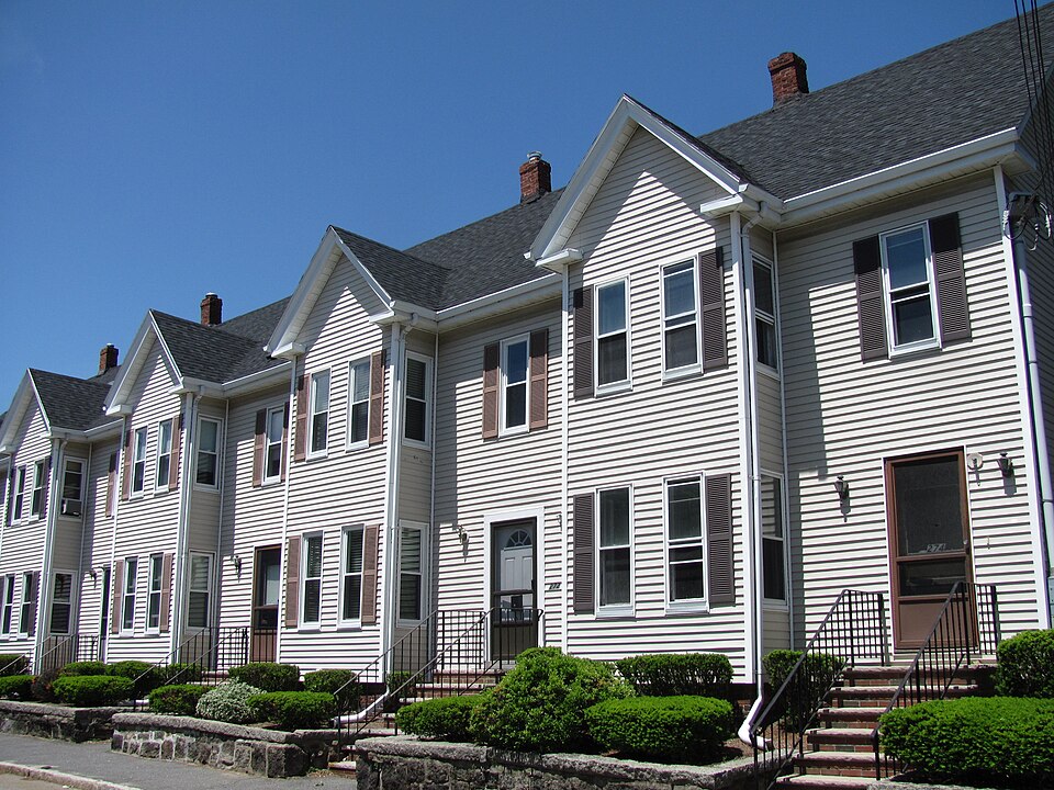 Photograph of Rowhouses at 256-274 Haven Street