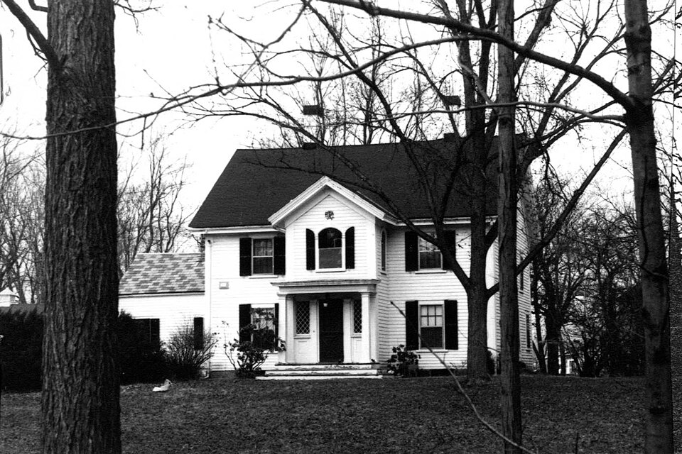 Photograph of Williams-Linscott House