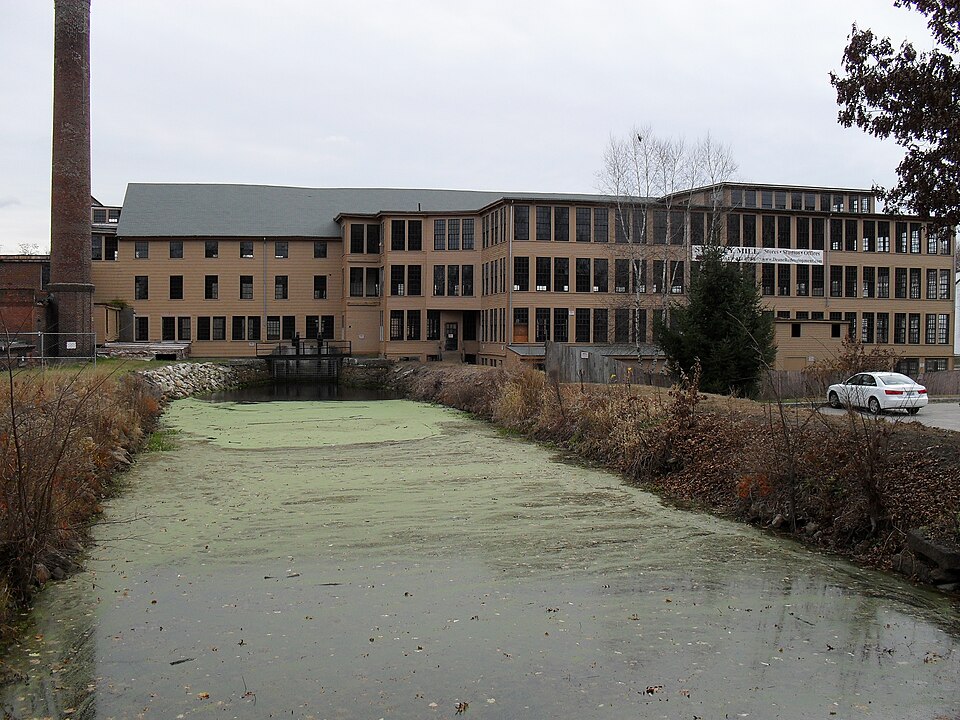 Photograph of Central Woolen Mills District