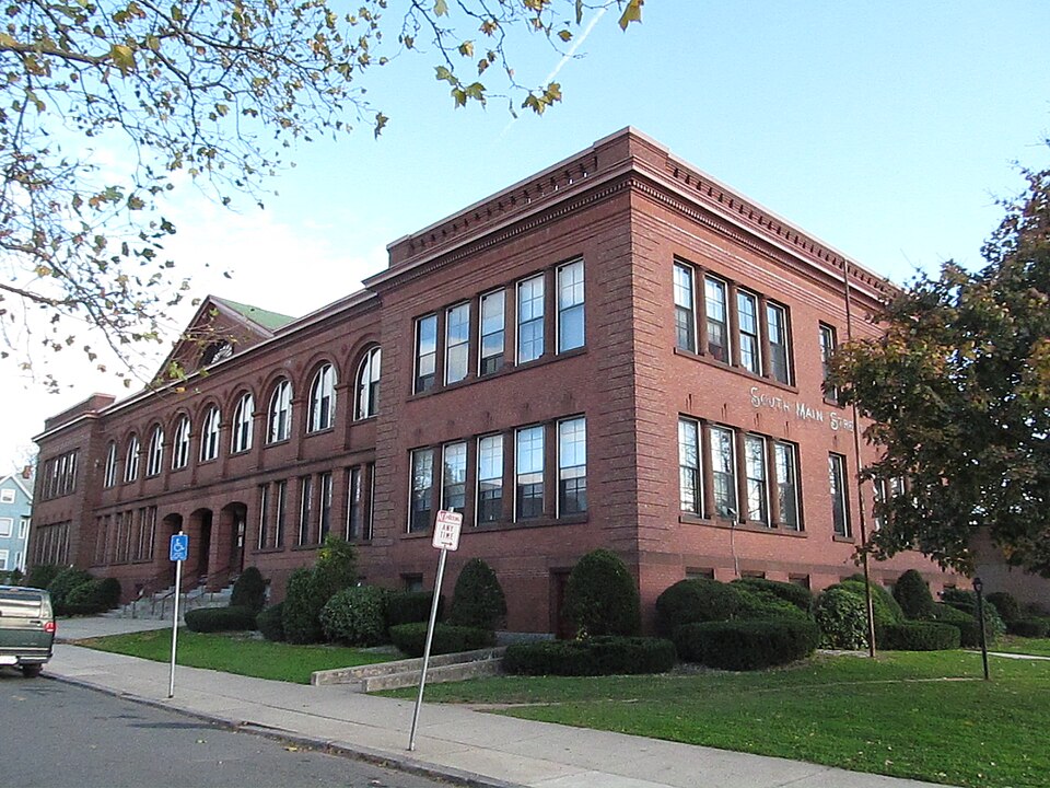 Photograph of South Main Street School