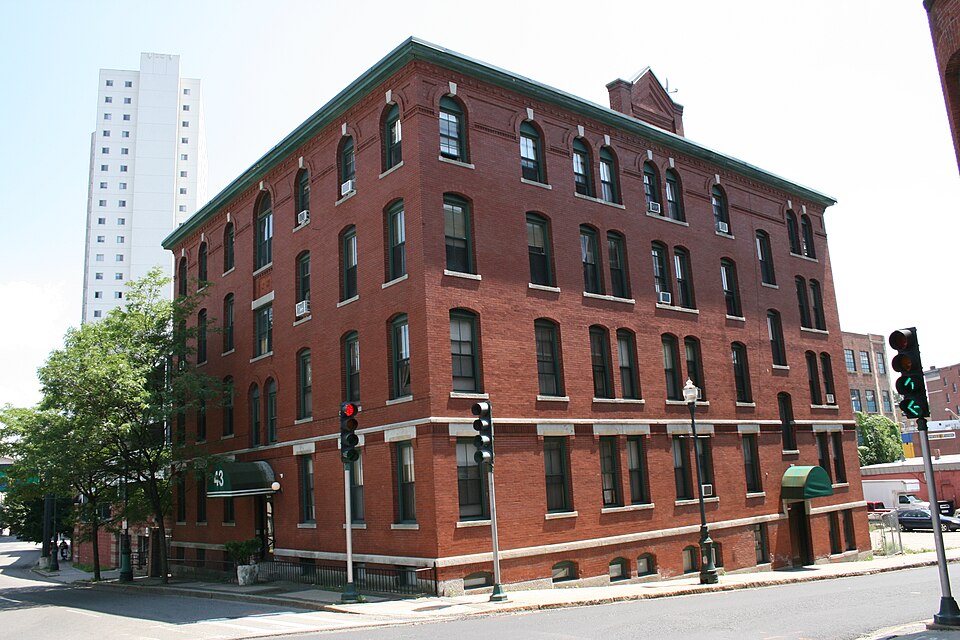 Photograph of Willard Richmond Apartment Block