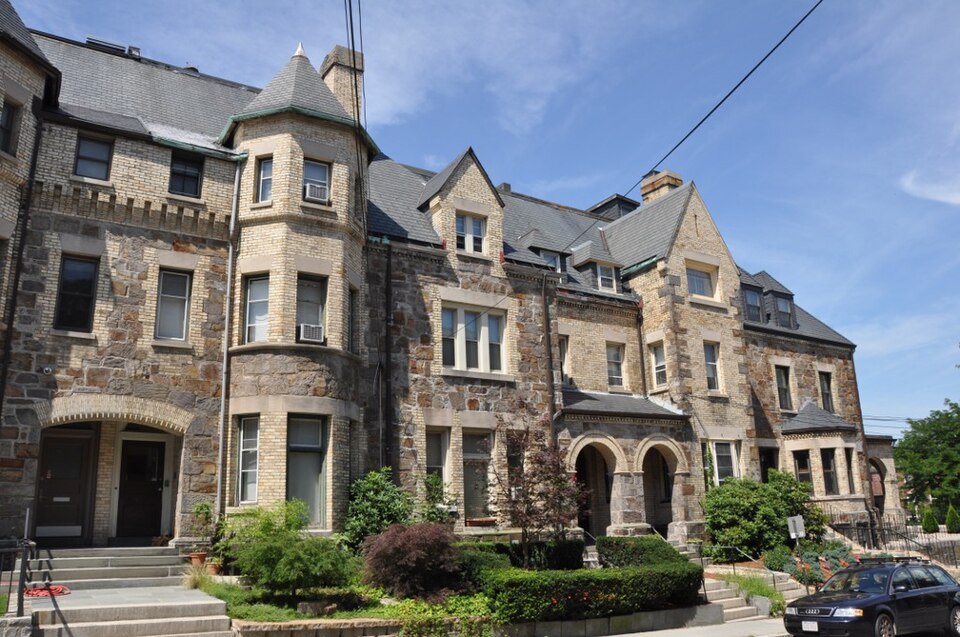 Photograph of Beaconsfield Terraces Historic District