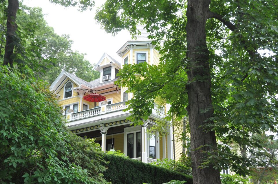 Photograph of House at 156 Mason Terrace