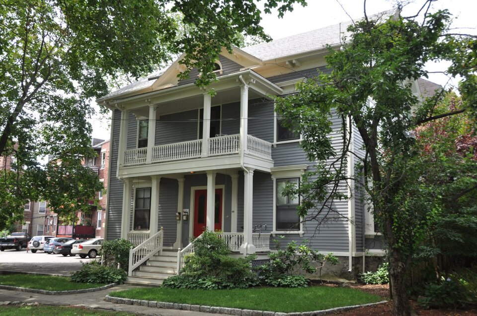 Photograph of House at 44 Stanton Road