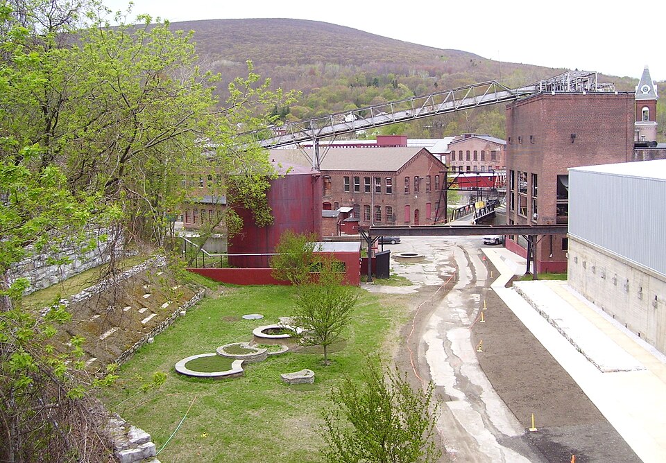 Photograph of Arnold Print Works