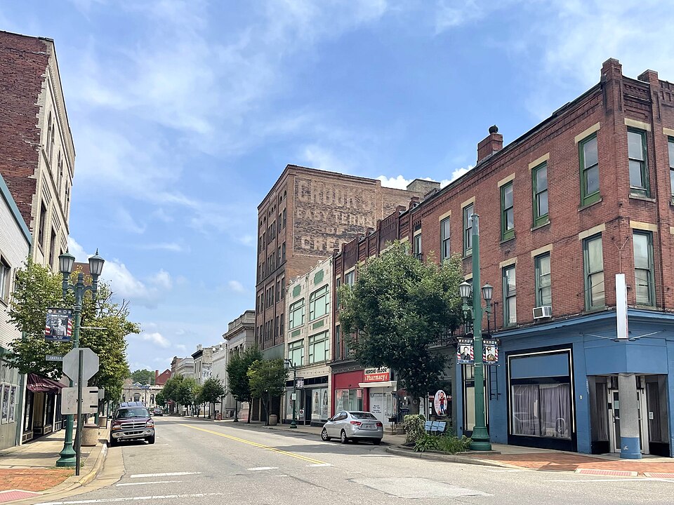 Photograph of East Fifth Street Historic District