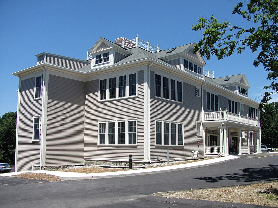 Photograph of Pleasant Street School