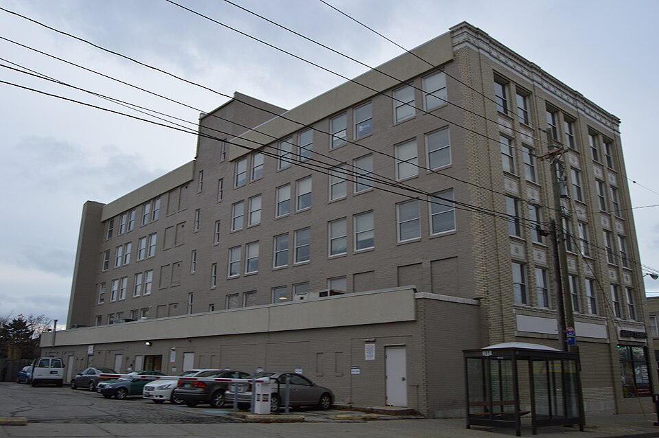 Photograph of Detroit-Warren Building