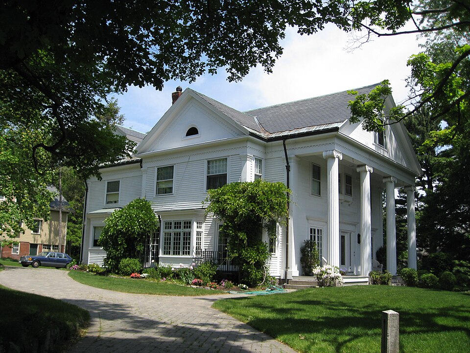 Photograph of Brackett House