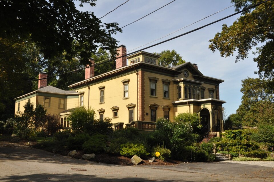 Photograph of House at 107 Waban Hill Road