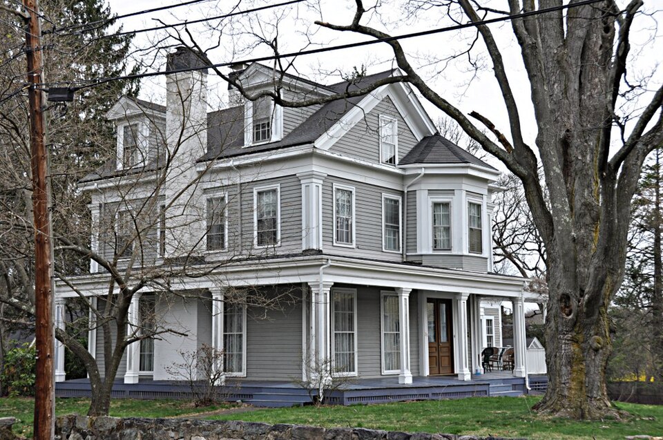 Photograph of House at 31 Woodbine Street