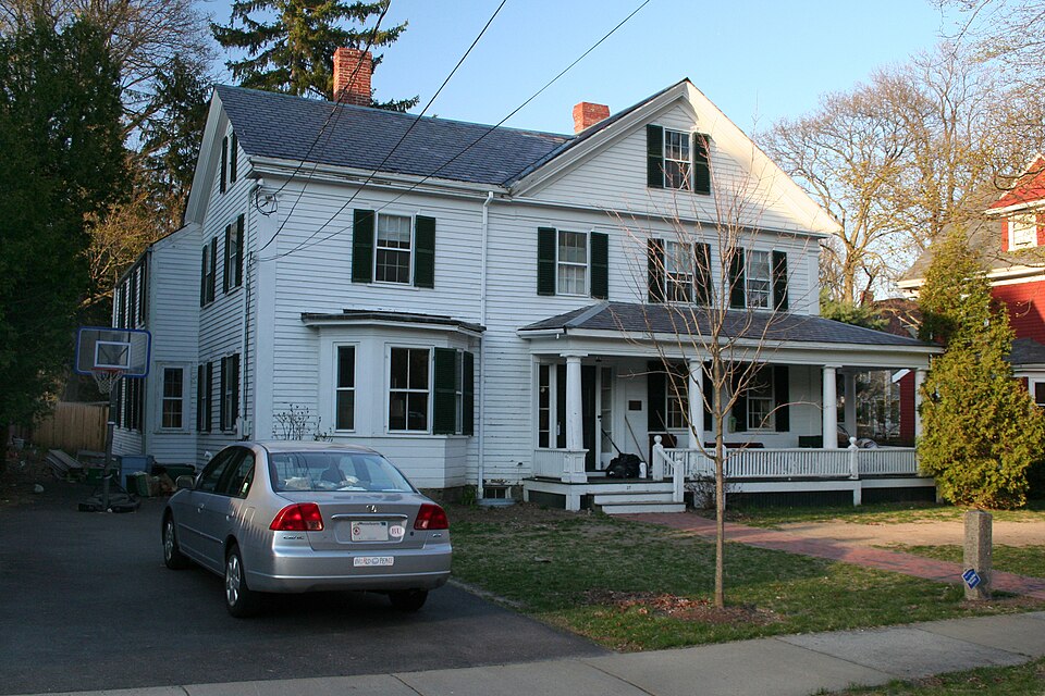 Photograph of Hyde House