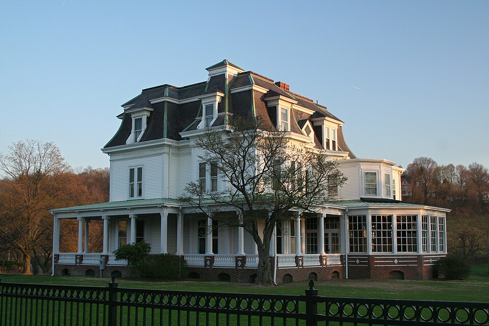 Photograph of Potter Estate