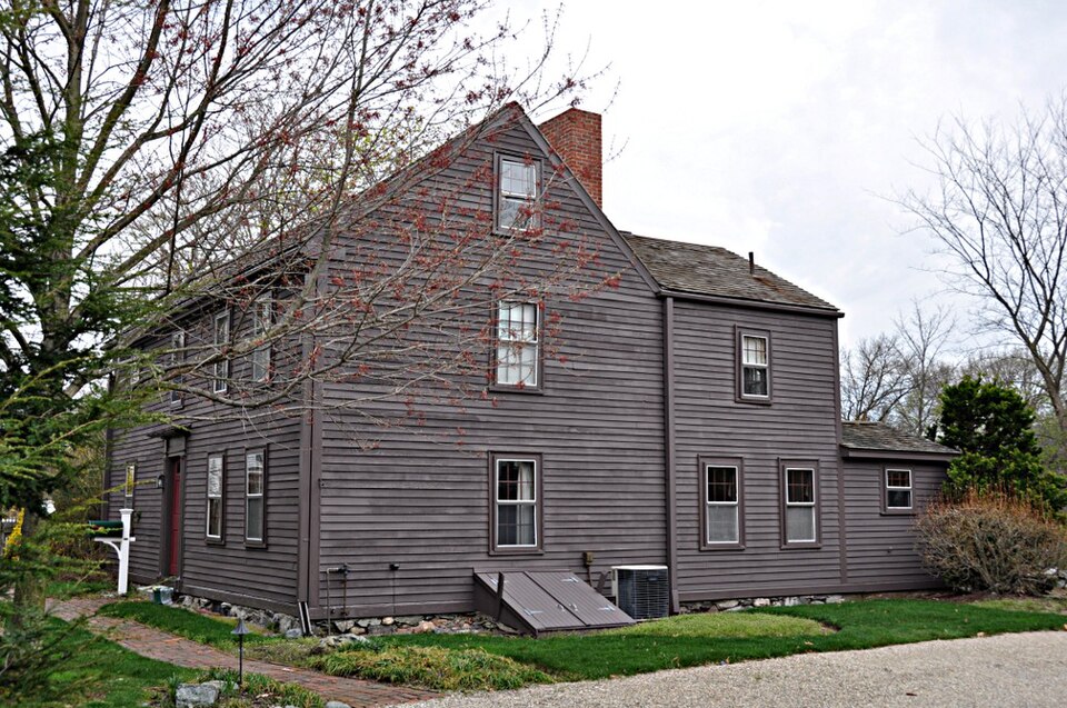 Photograph of Whittemore's Tavern