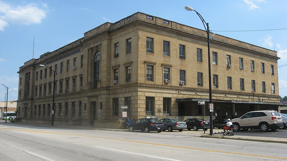 Photograph of City Hall Annex