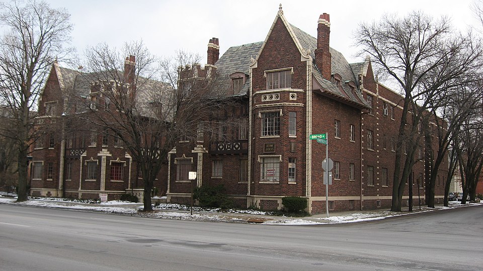 Photograph of Garfield-Broad Apartments