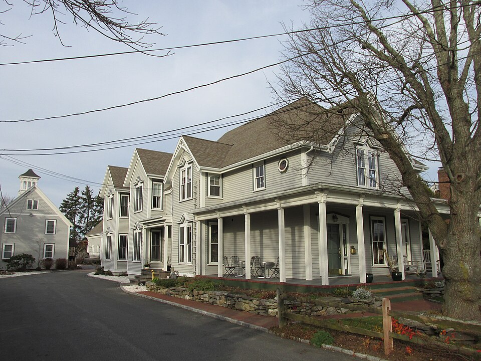 Photograph of Capt. Thomas Gray House
