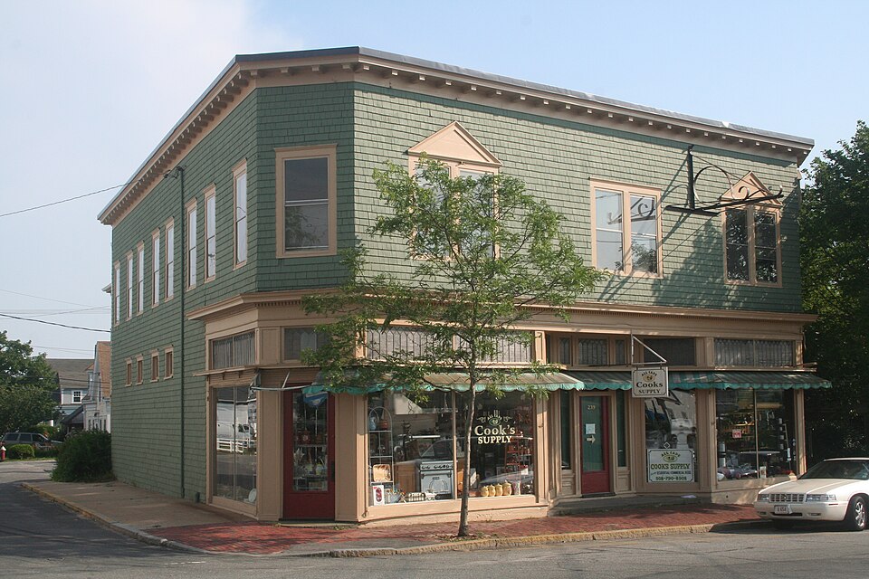 Photograph of Building at 237-239 Main Street