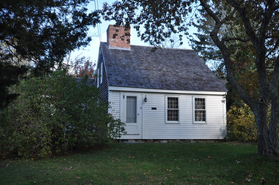 Photograph of Daniel Crosby House