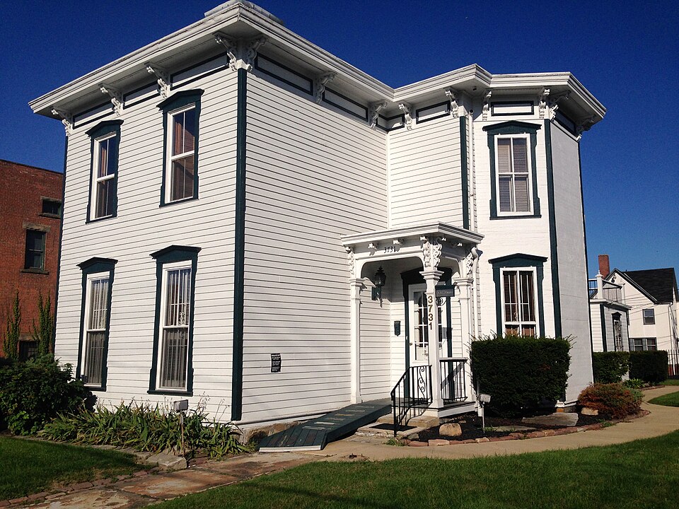 Photograph of Mallo House