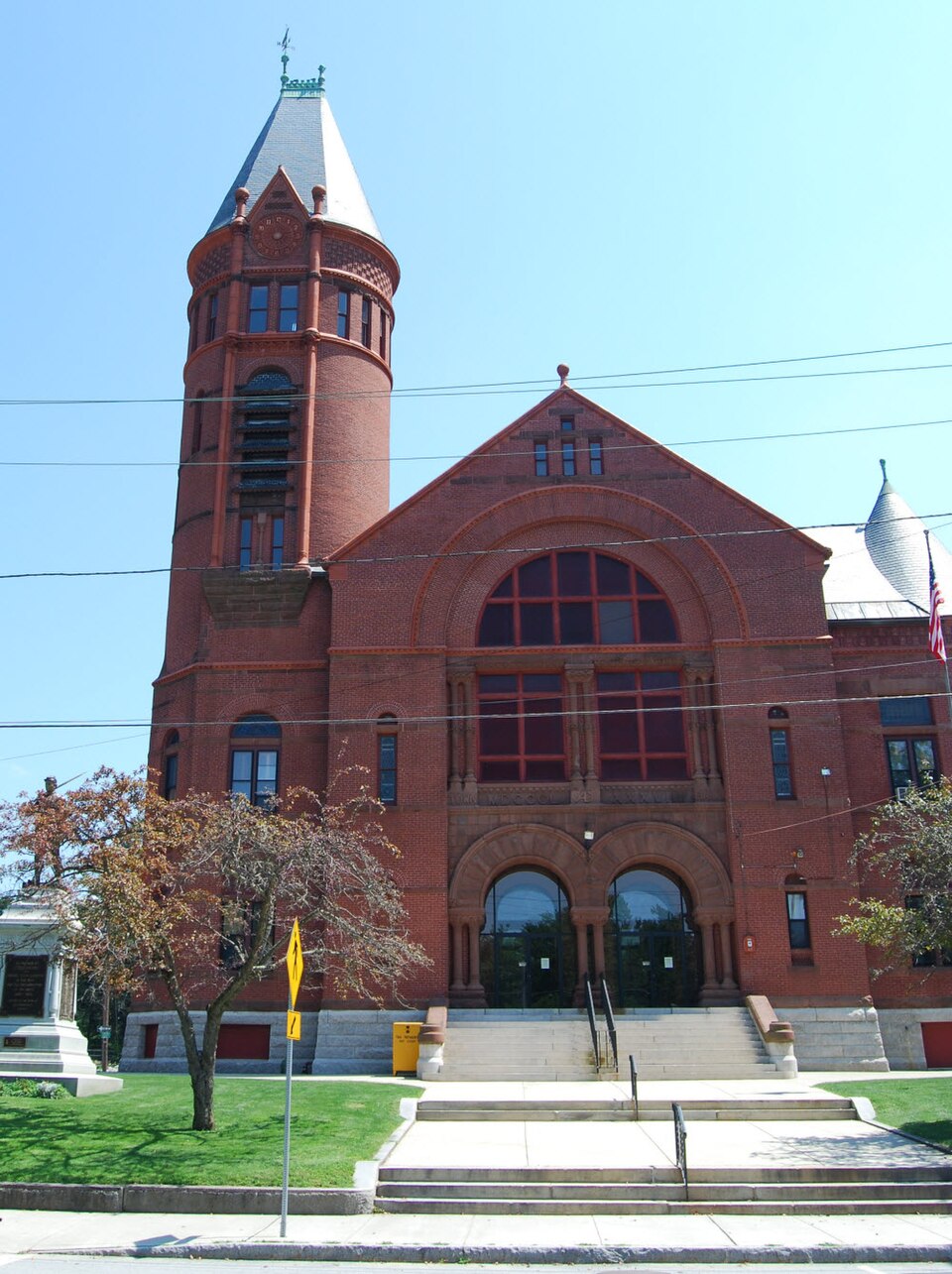 Photograph of Southbridge Town Hall